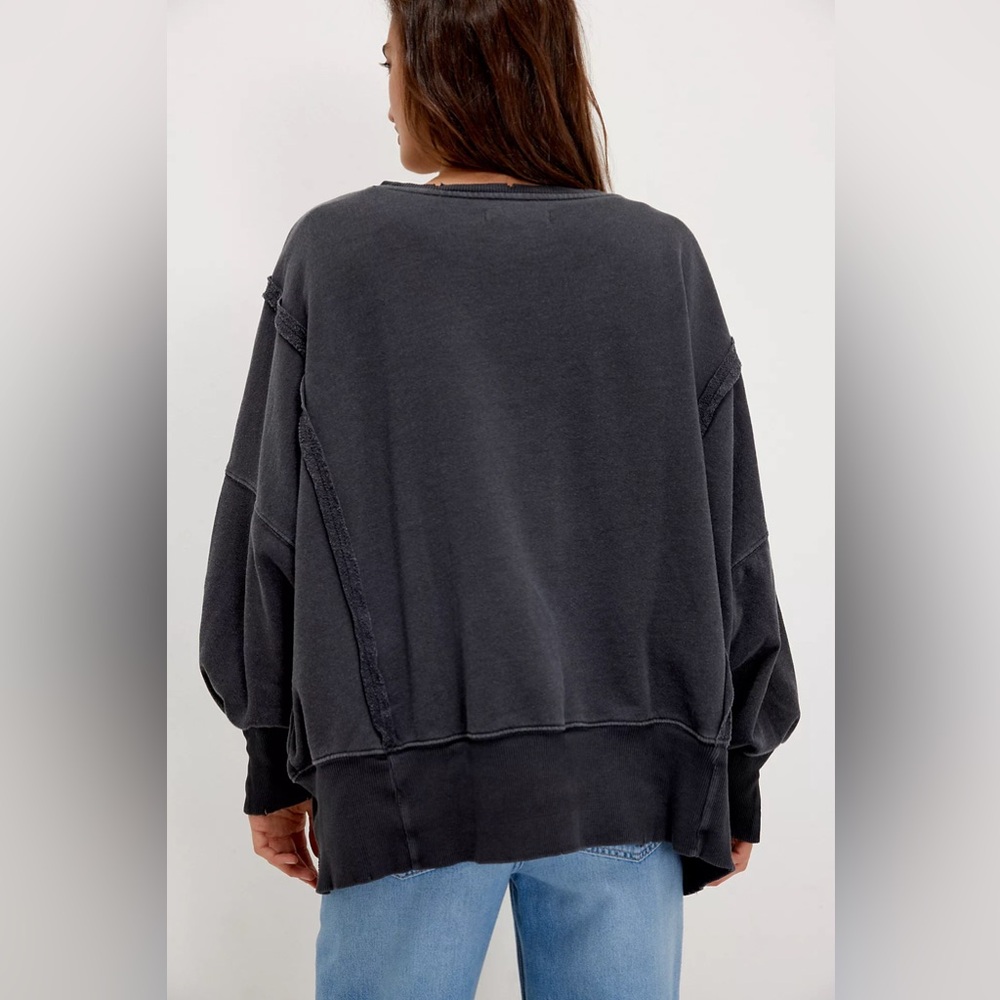 We The Free Graphic Camden Pullover- Snake Print// XS - Picture 2 of 7